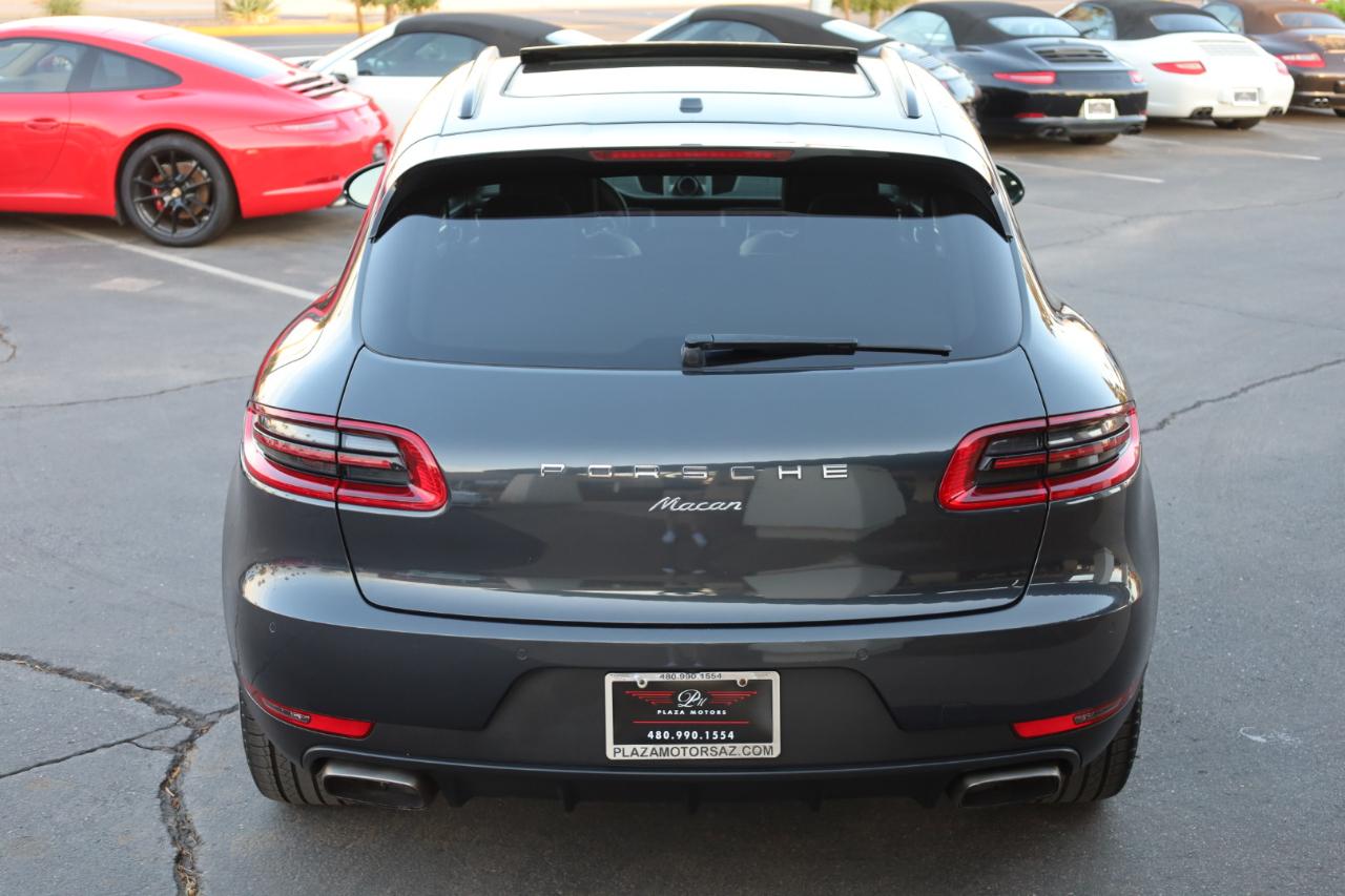 Porsche Macan Base 2017