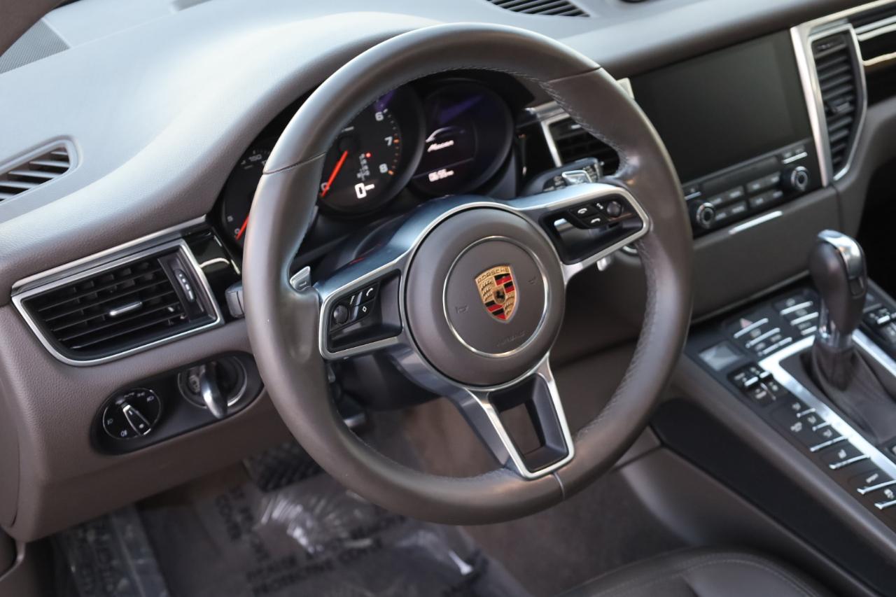 Porsche Macan Base 2017