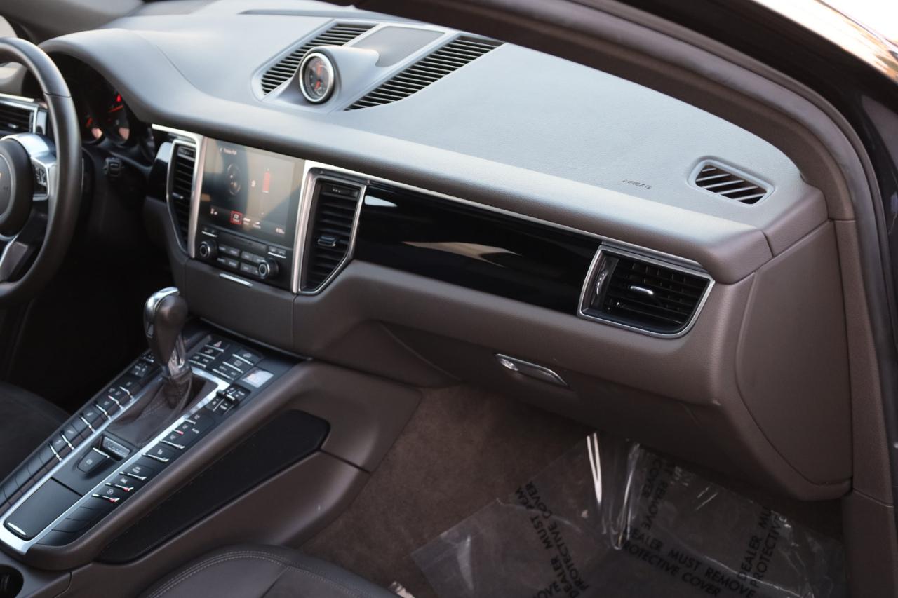 Porsche Macan Base 2017