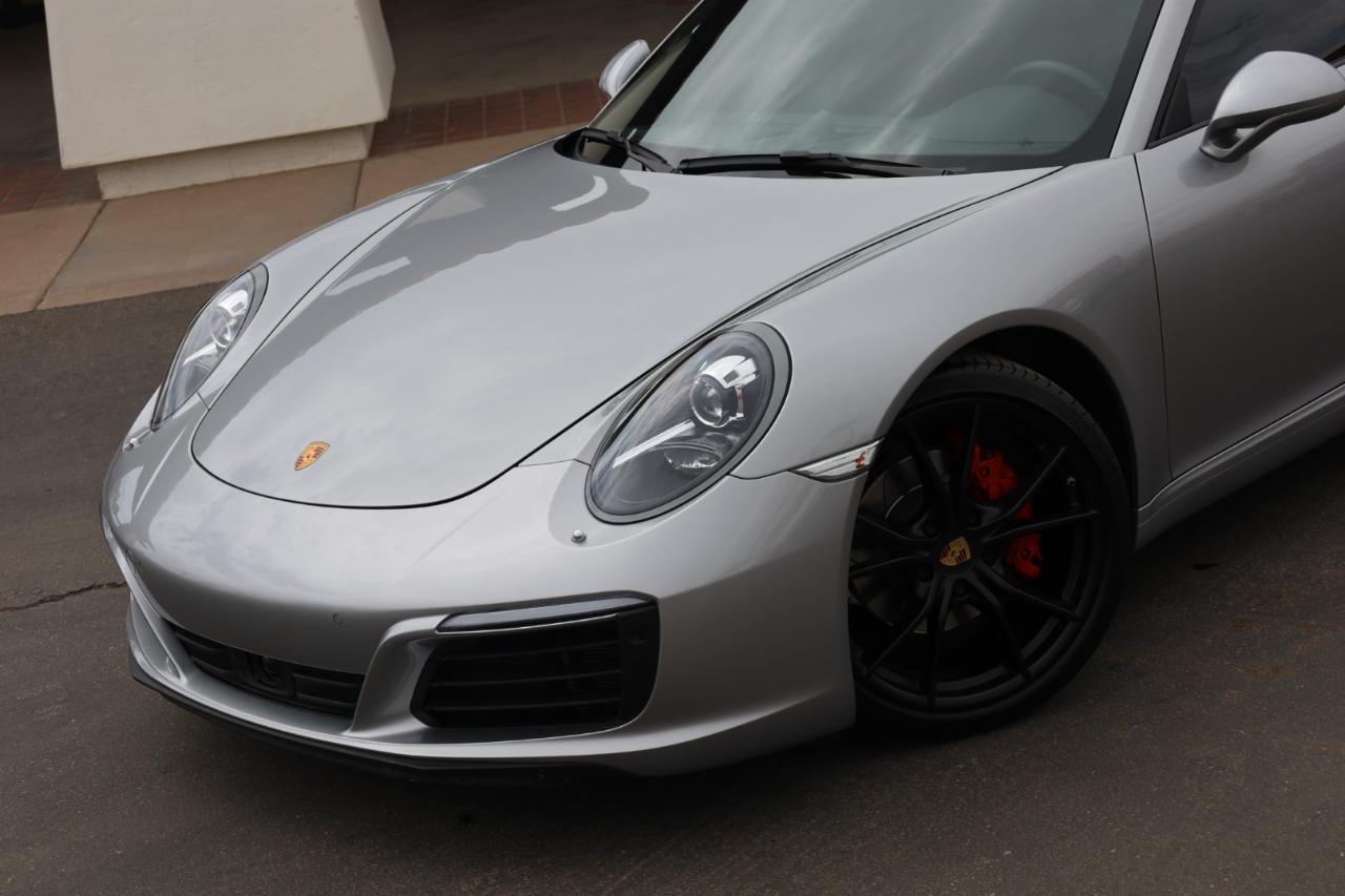 Porsche 911 Carrera Coupe 2017