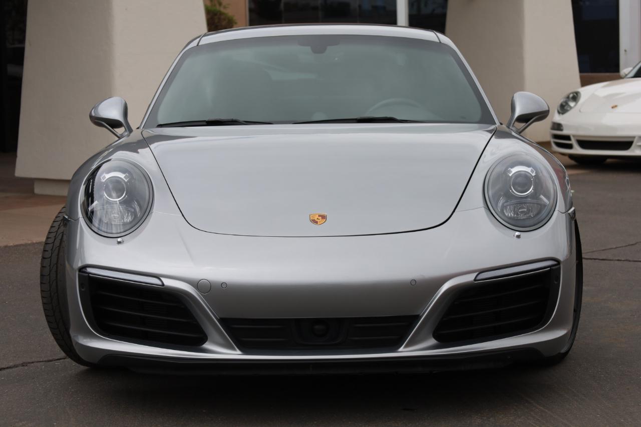 Porsche 911 Carrera Coupe 2017