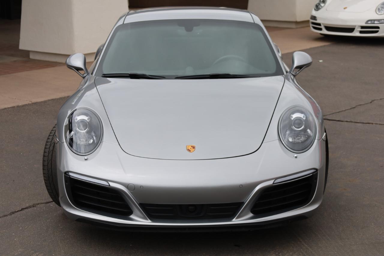 Porsche 911 Carrera Coupe 2017