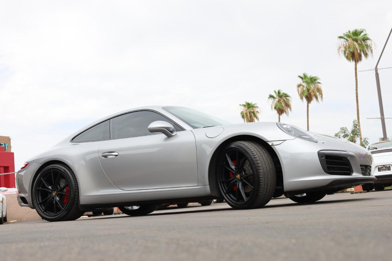 Porsche 911 Carrera Coupe 2017