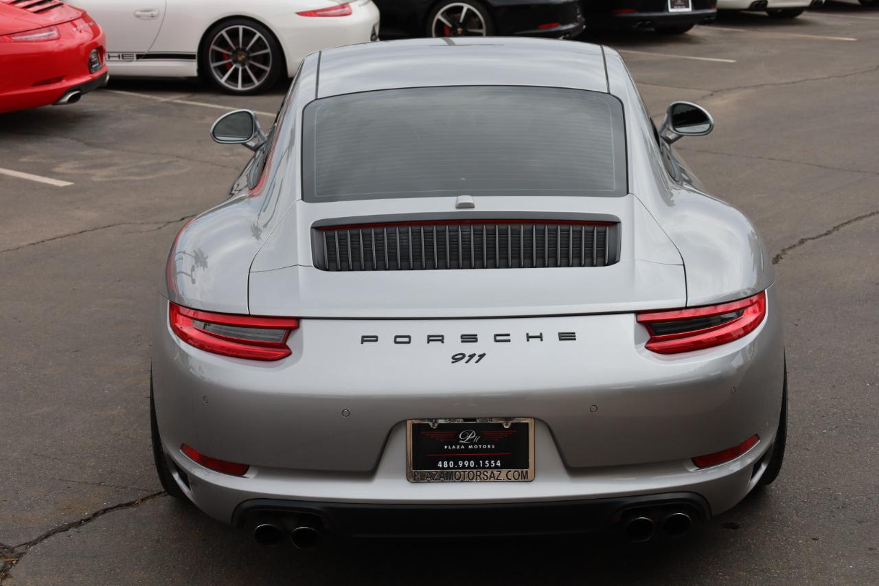 Porsche 911 Carrera Coupe 2017