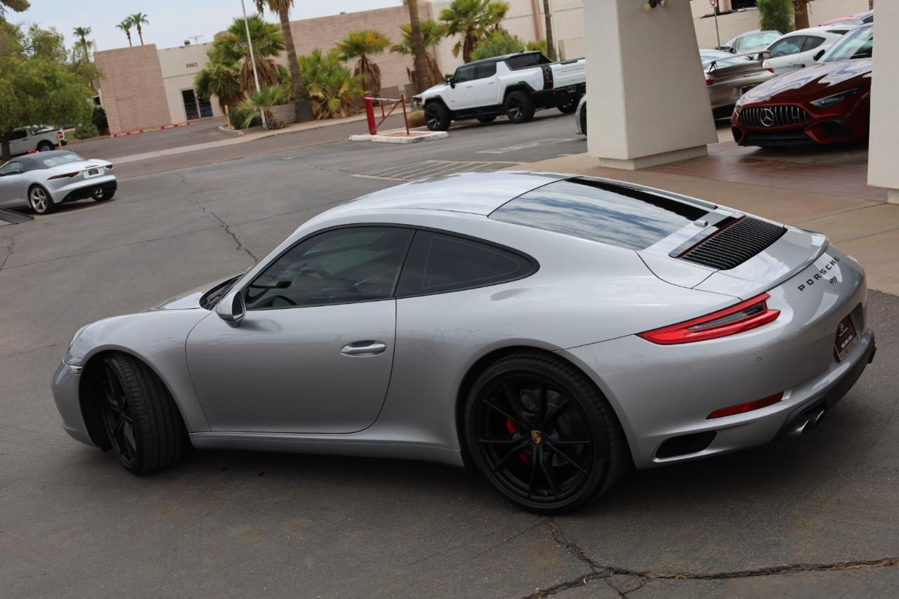 Porsche 911 Carrera Coupe 2017