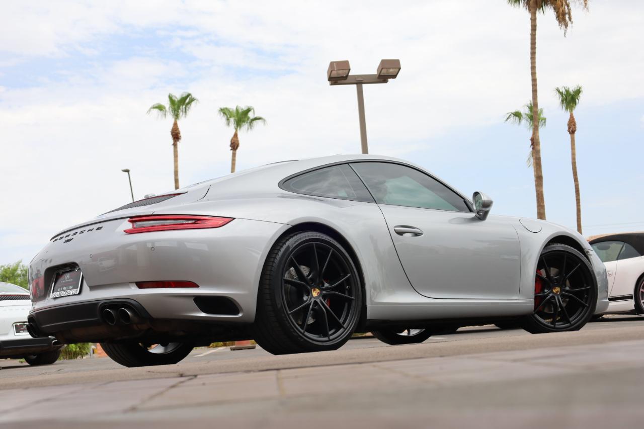 Porsche 911 Carrera Coupe 2017