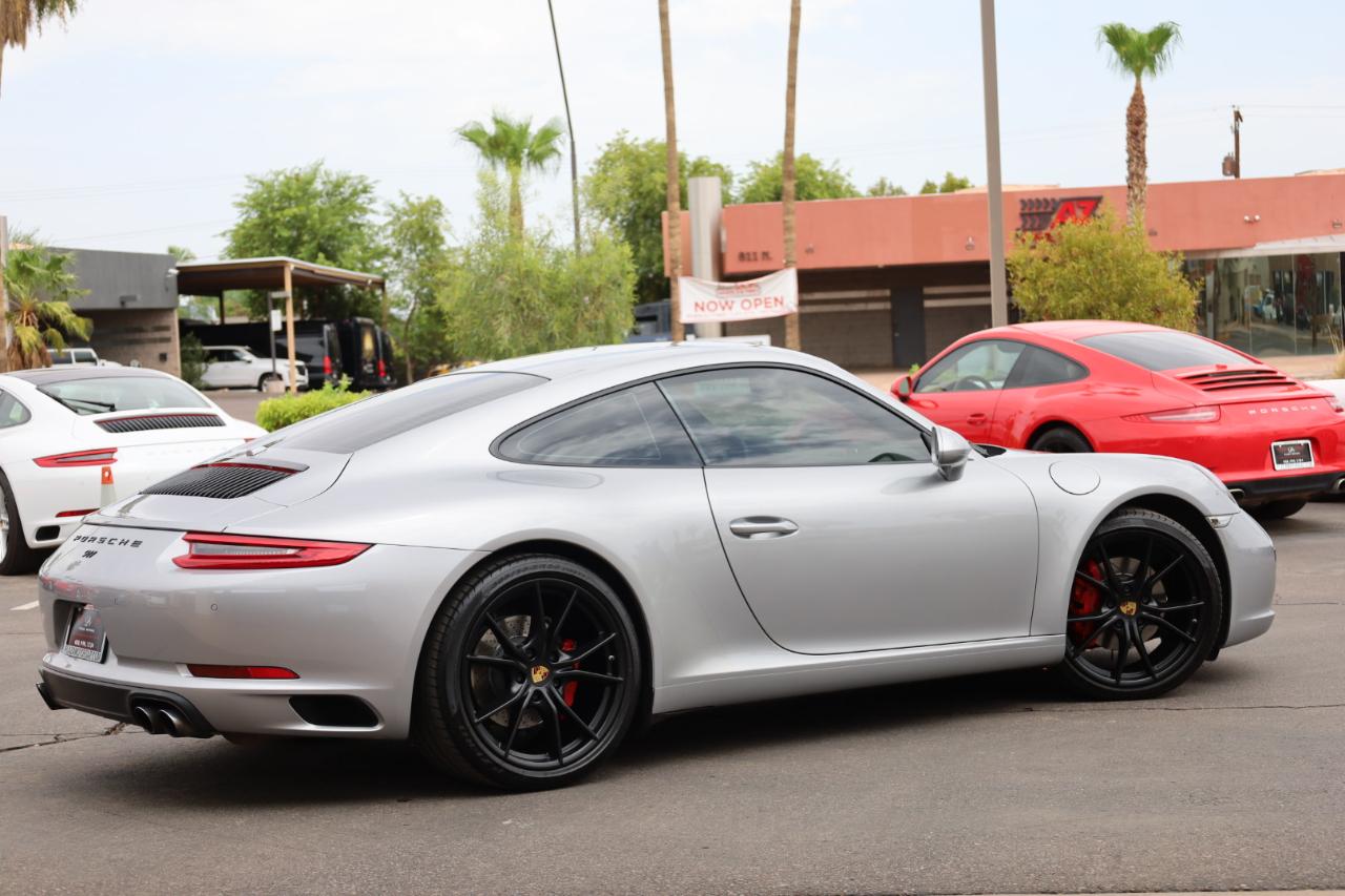 Porsche 911 Carrera Coupe 2017
