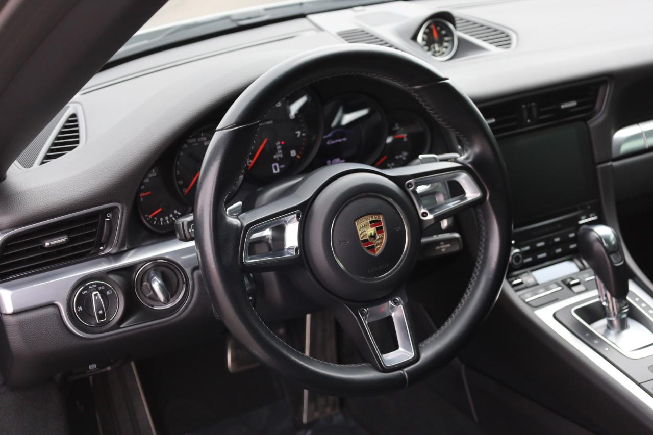 Porsche 911 Carrera Coupe 2017