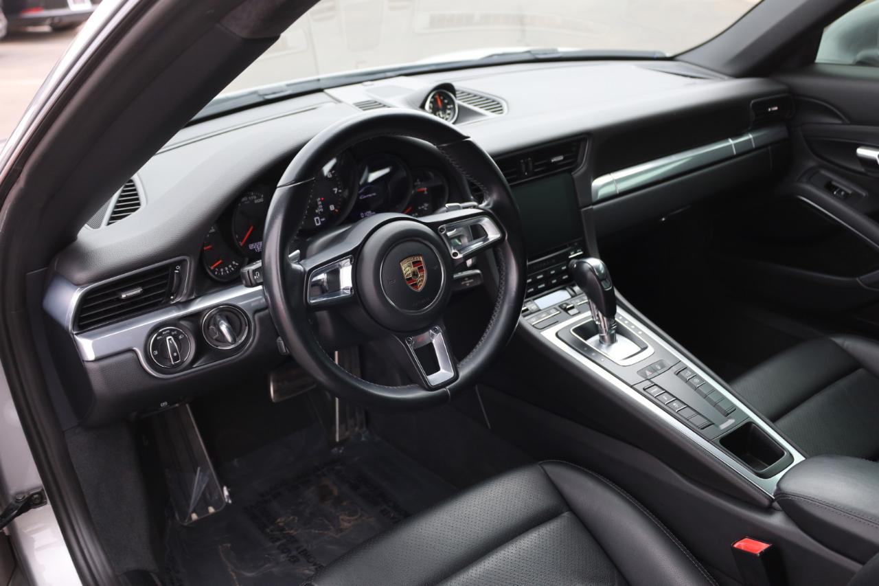Porsche 911 Carrera Coupe 2017