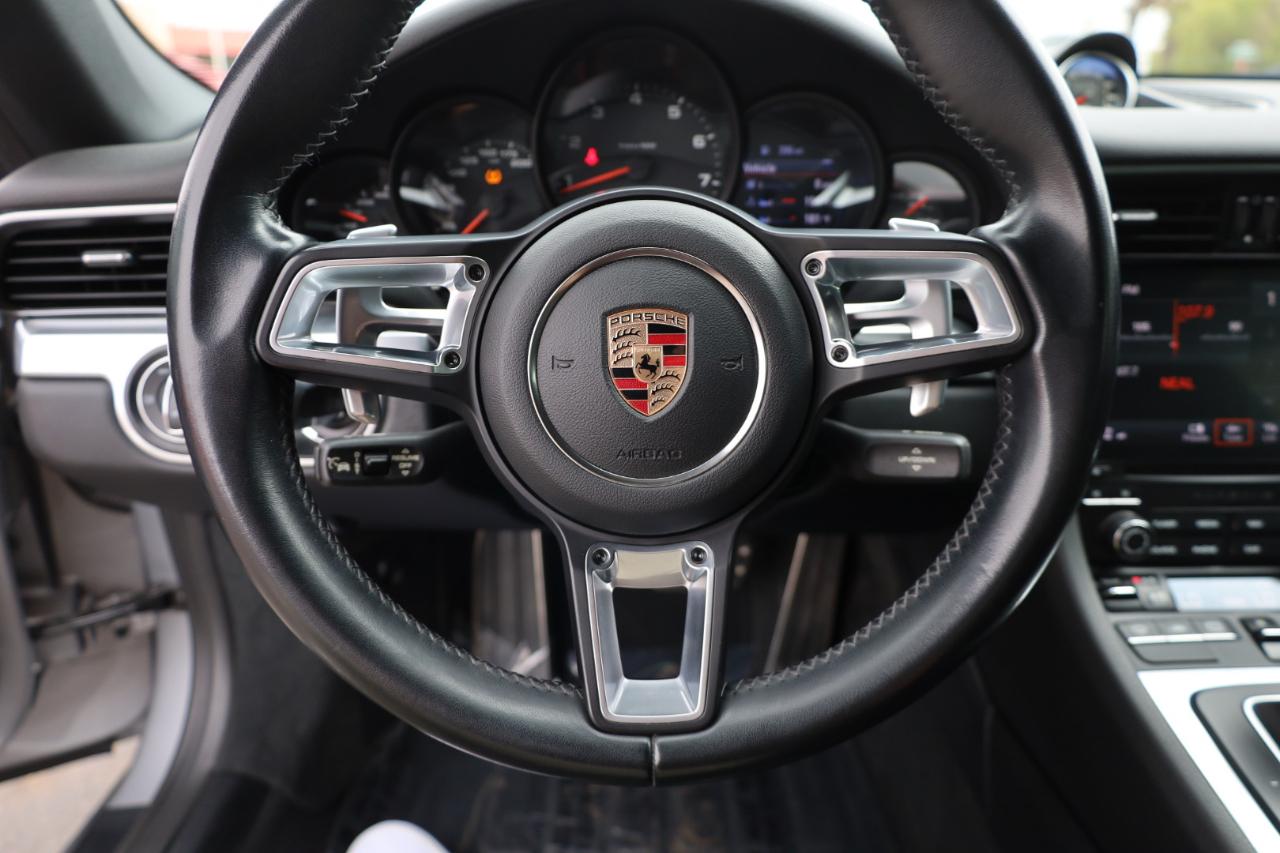 Porsche 911 Carrera Coupe 2017