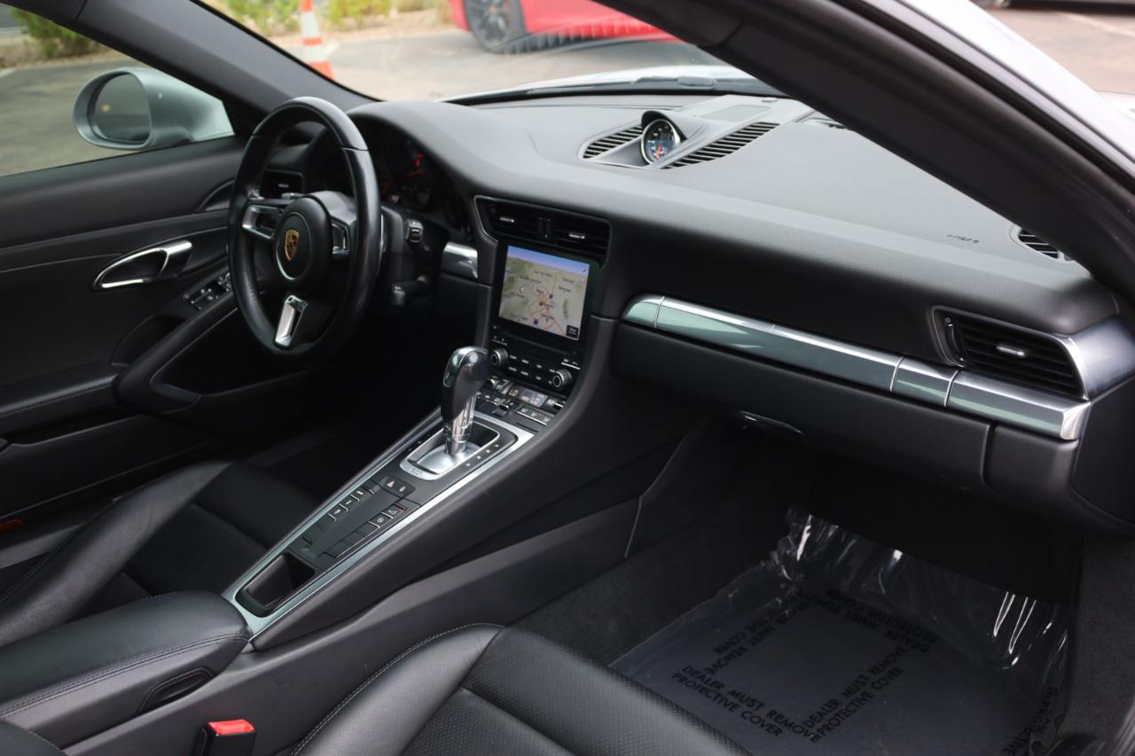 Porsche 911 Carrera Coupe 2017