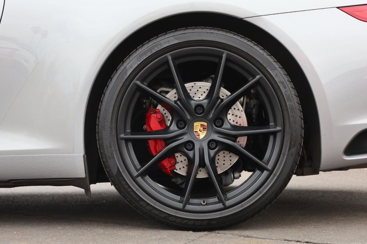 Porsche 911 Carrera Coupe 2017