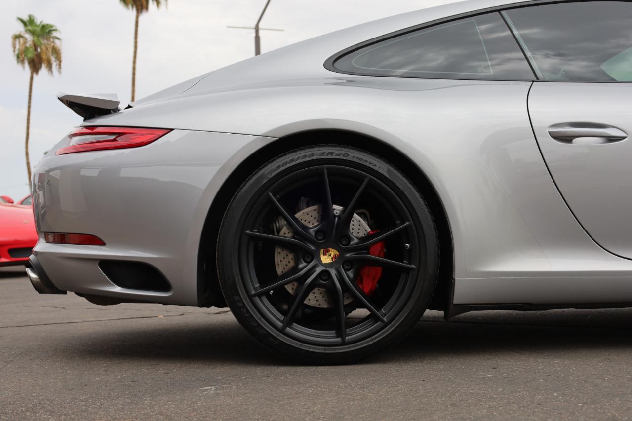 Porsche 911 Carrera Coupe 2017