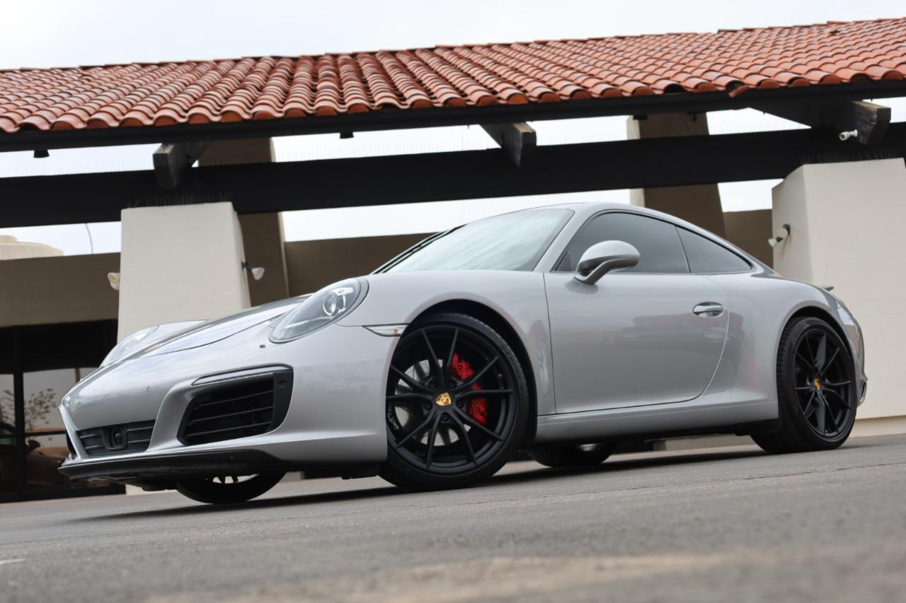 Porsche 911 Carrera Coupe 2017