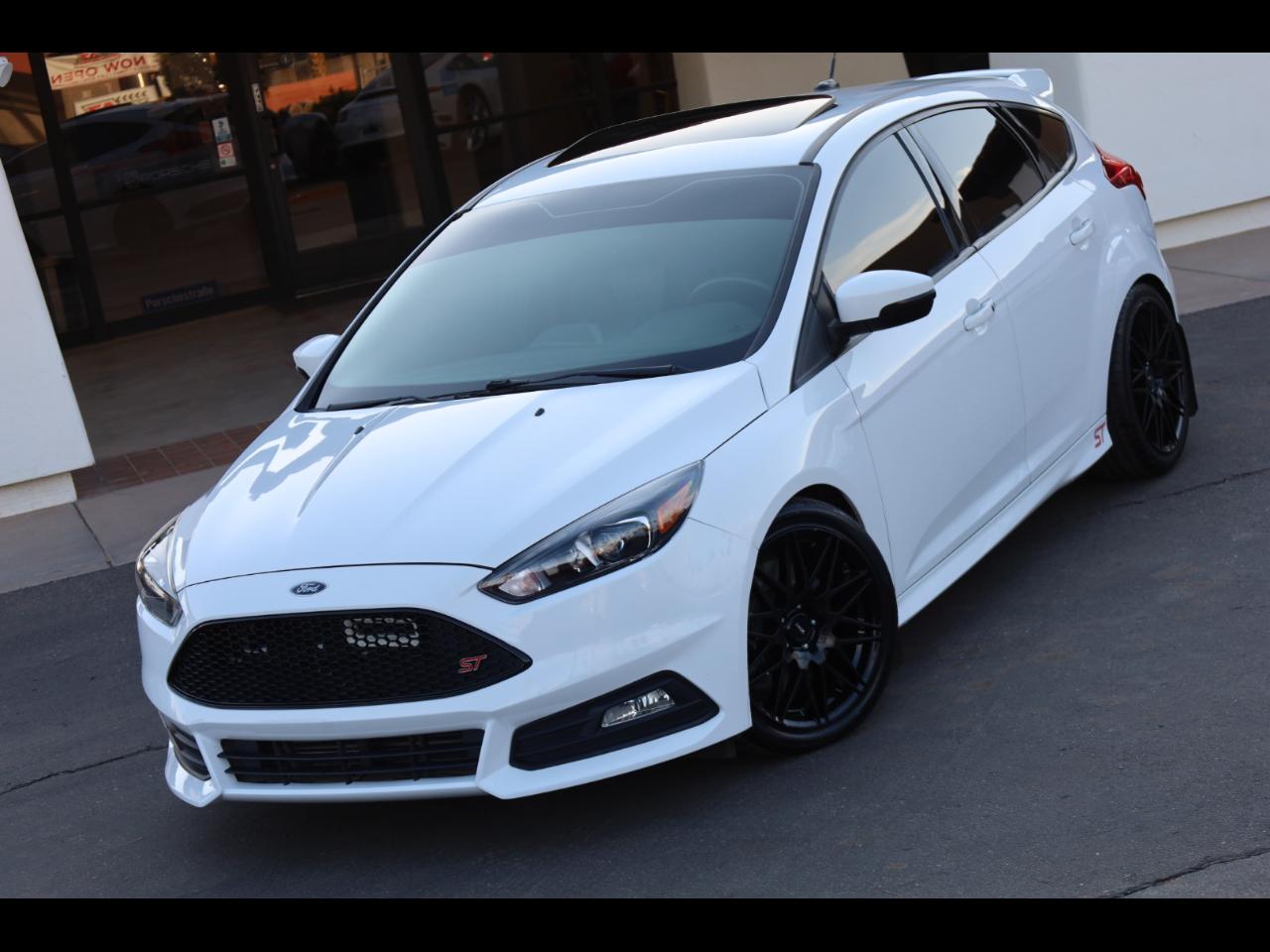2017 Ford Focus ST