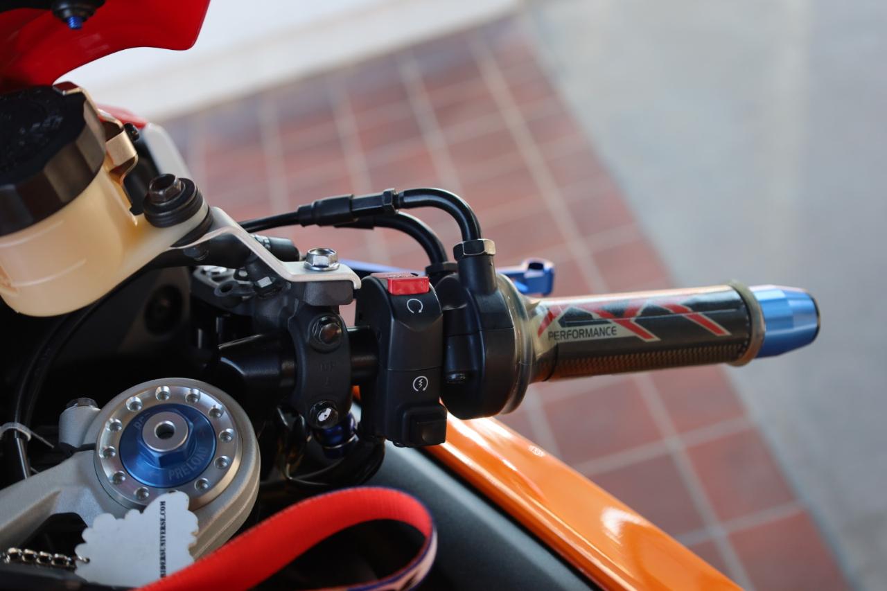 Honda CBR1000RR SP  2016