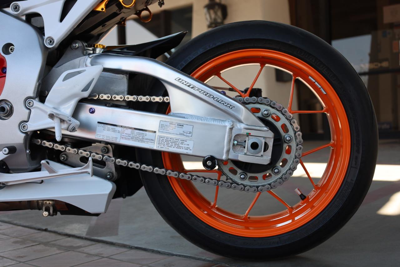 Honda CBR1000RR SP  2016