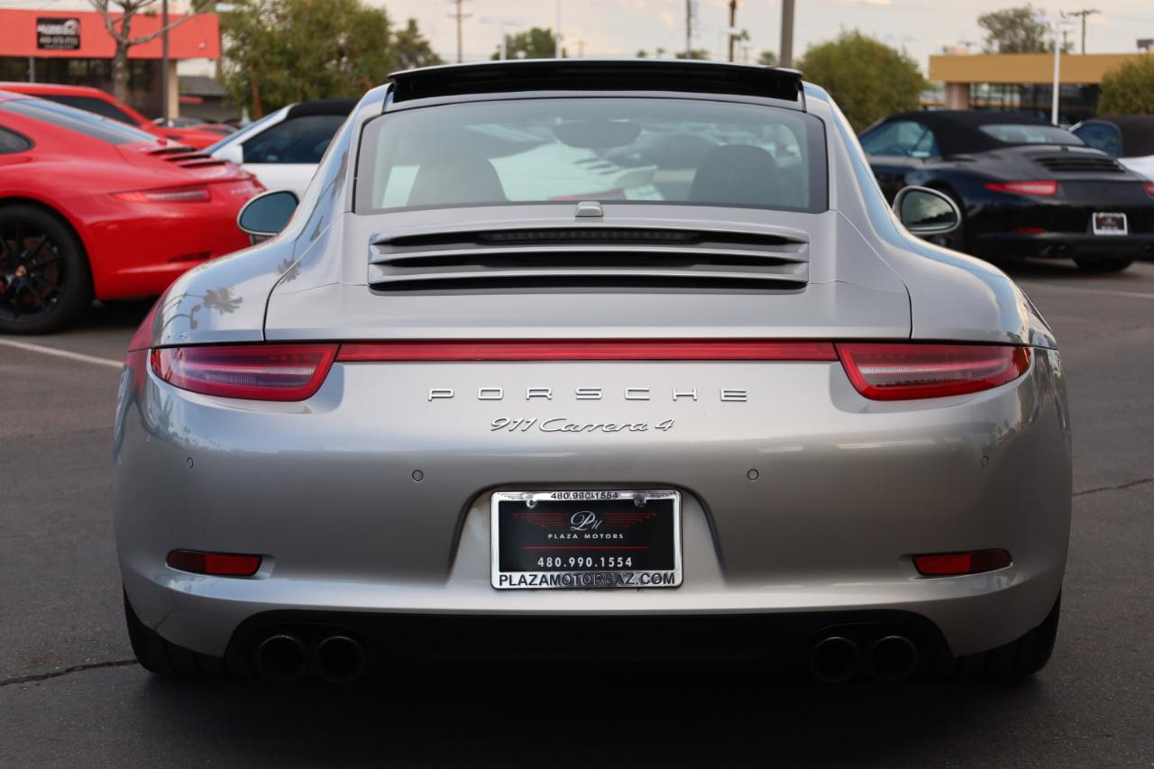 Porsche 911 Carrera 4 Coupe 2013