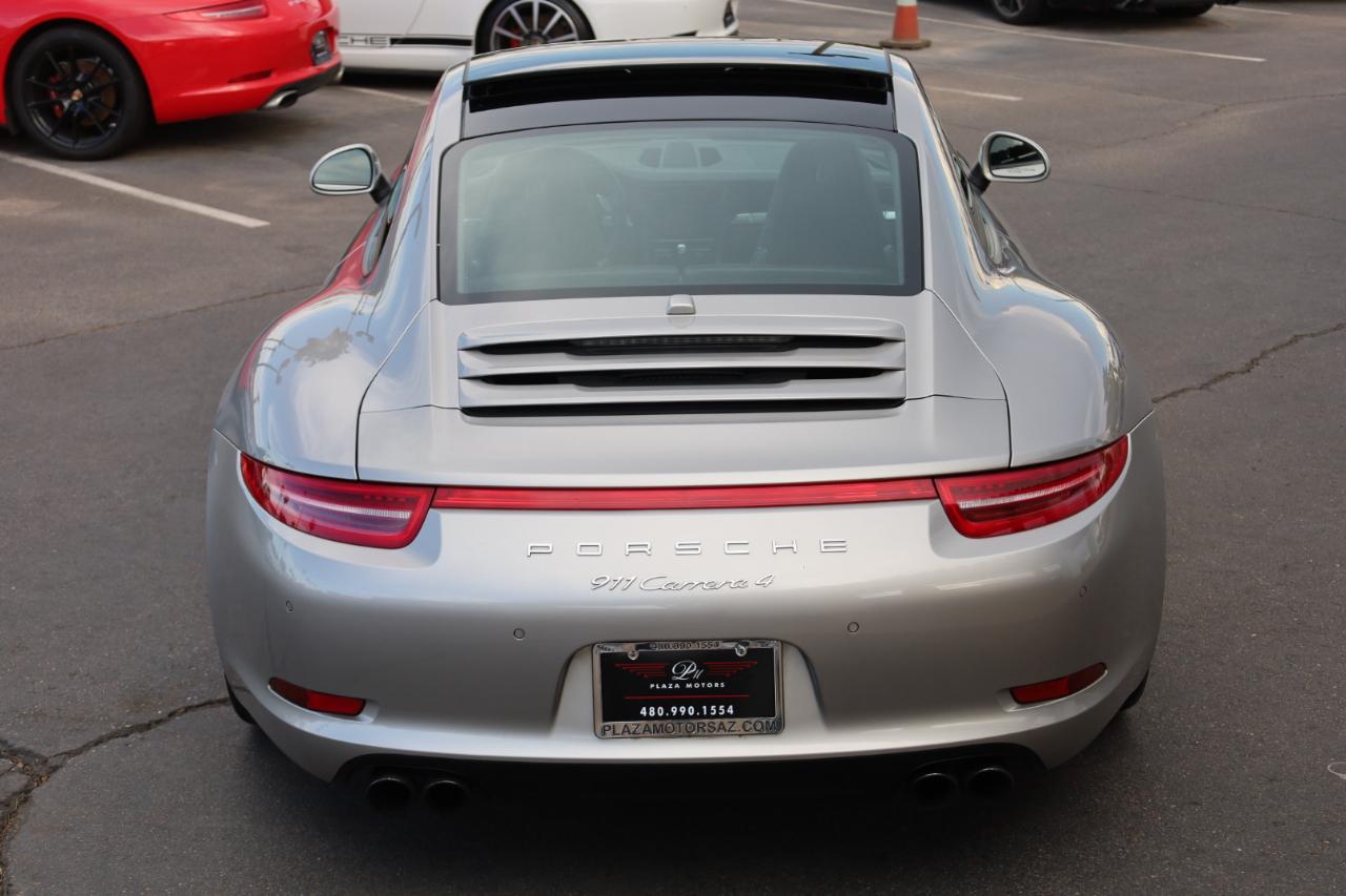 Porsche 911 Carrera 4 Coupe 2013