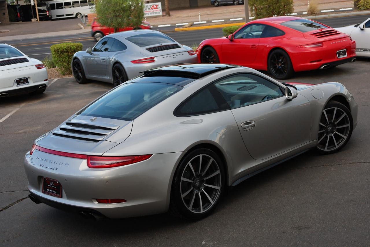 Porsche 911 Carrera 4 Coupe 2013