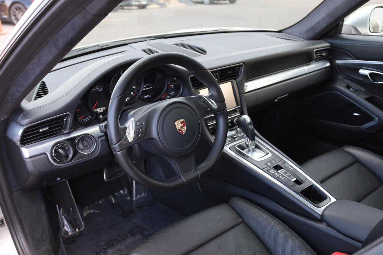 Porsche 911 Carrera 4 Coupe 2013