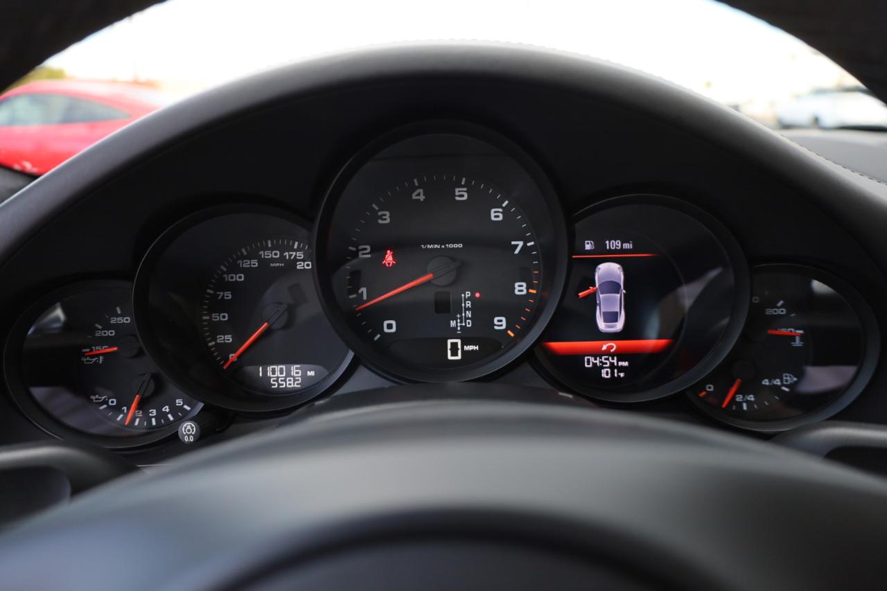 Porsche 911 Carrera 4 Coupe 2013