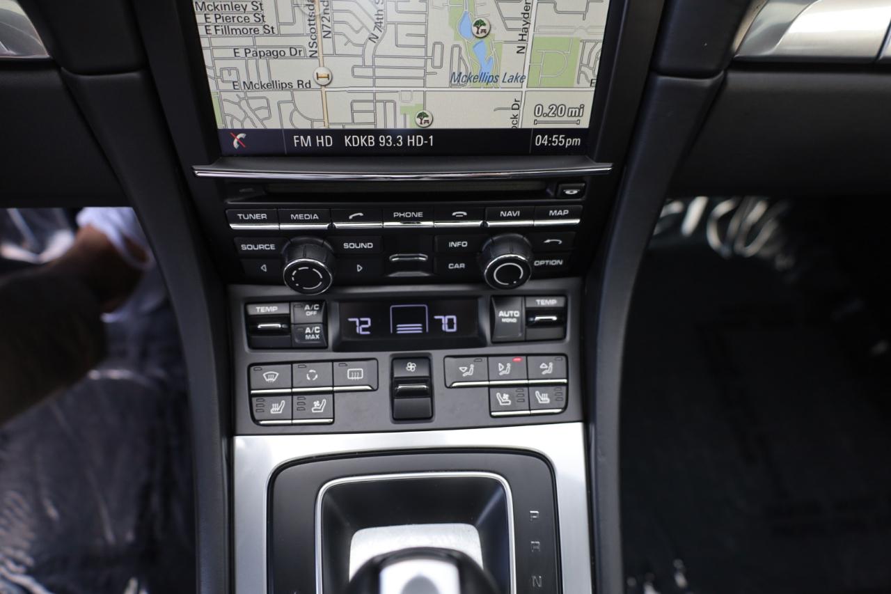 Porsche 911 Carrera 4 Coupe 2013