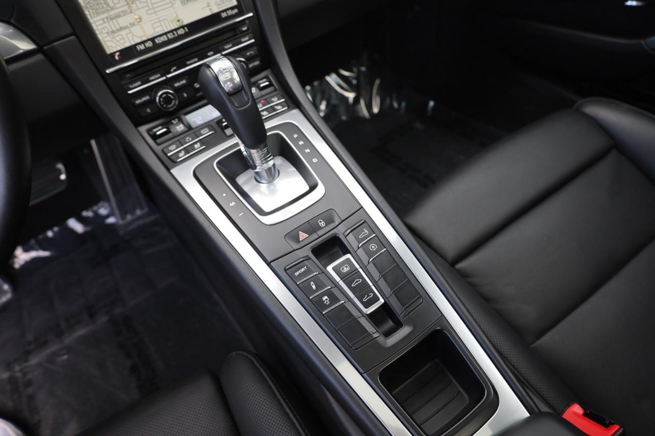 Porsche 911 Carrera 4 Coupe 2013