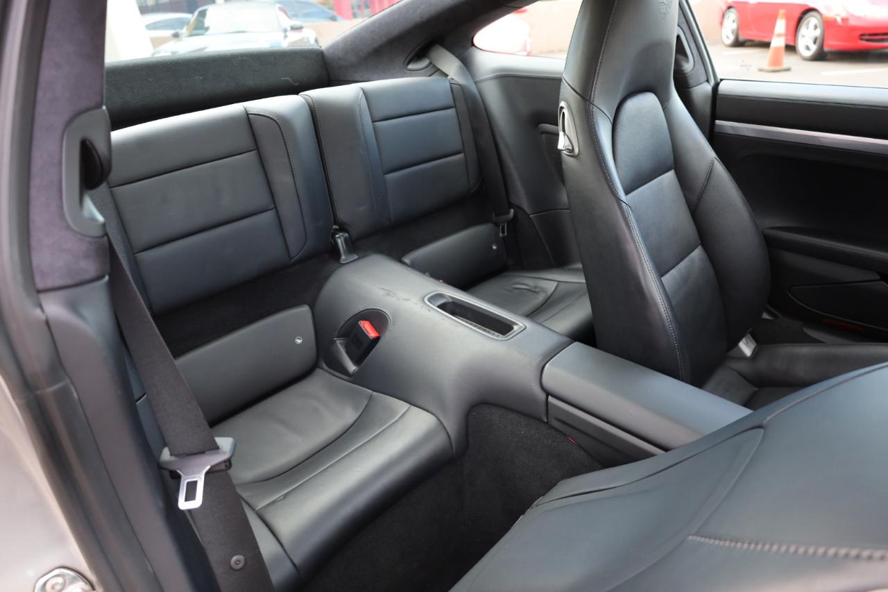 Porsche 911 Carrera 4 Coupe 2013
