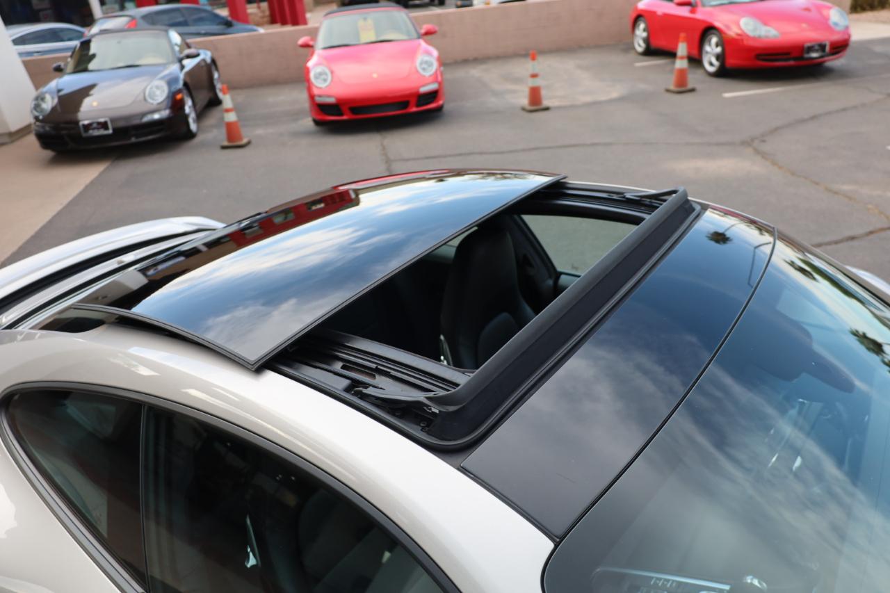 Porsche 911 Carrera 4 Coupe 2013