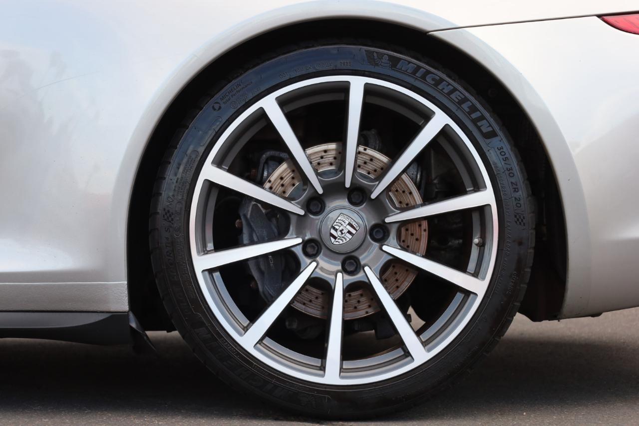 Porsche 911 Carrera 4 Coupe 2013