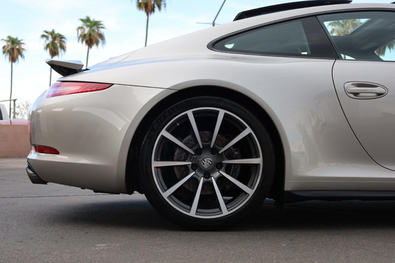 Porsche 911 Carrera 4 Coupe 2013