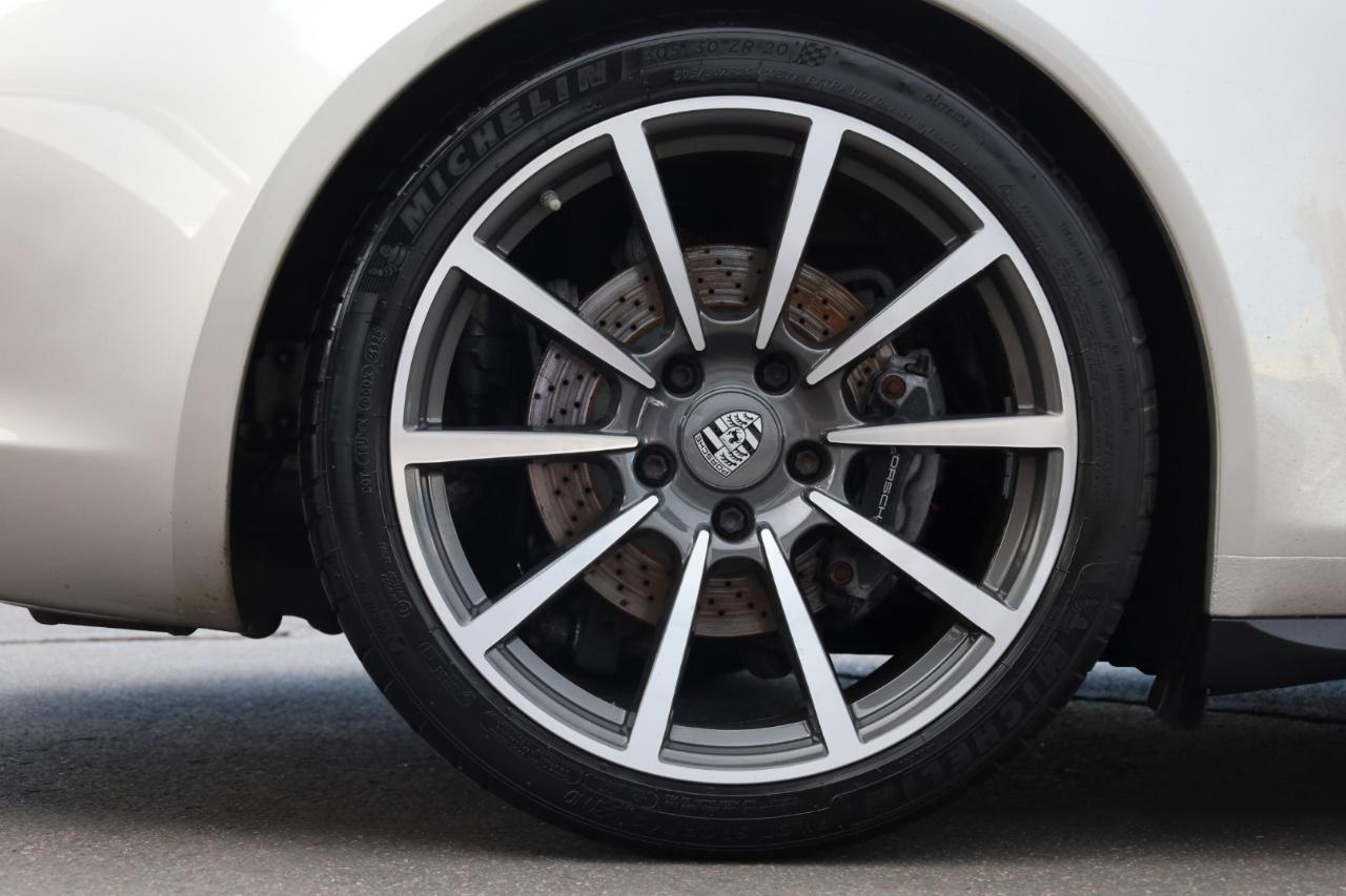 Porsche 911 Carrera 4 Coupe 2013