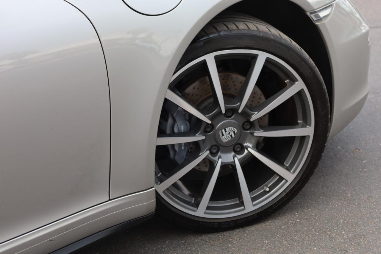 Porsche 911 Carrera 4 Coupe 2013