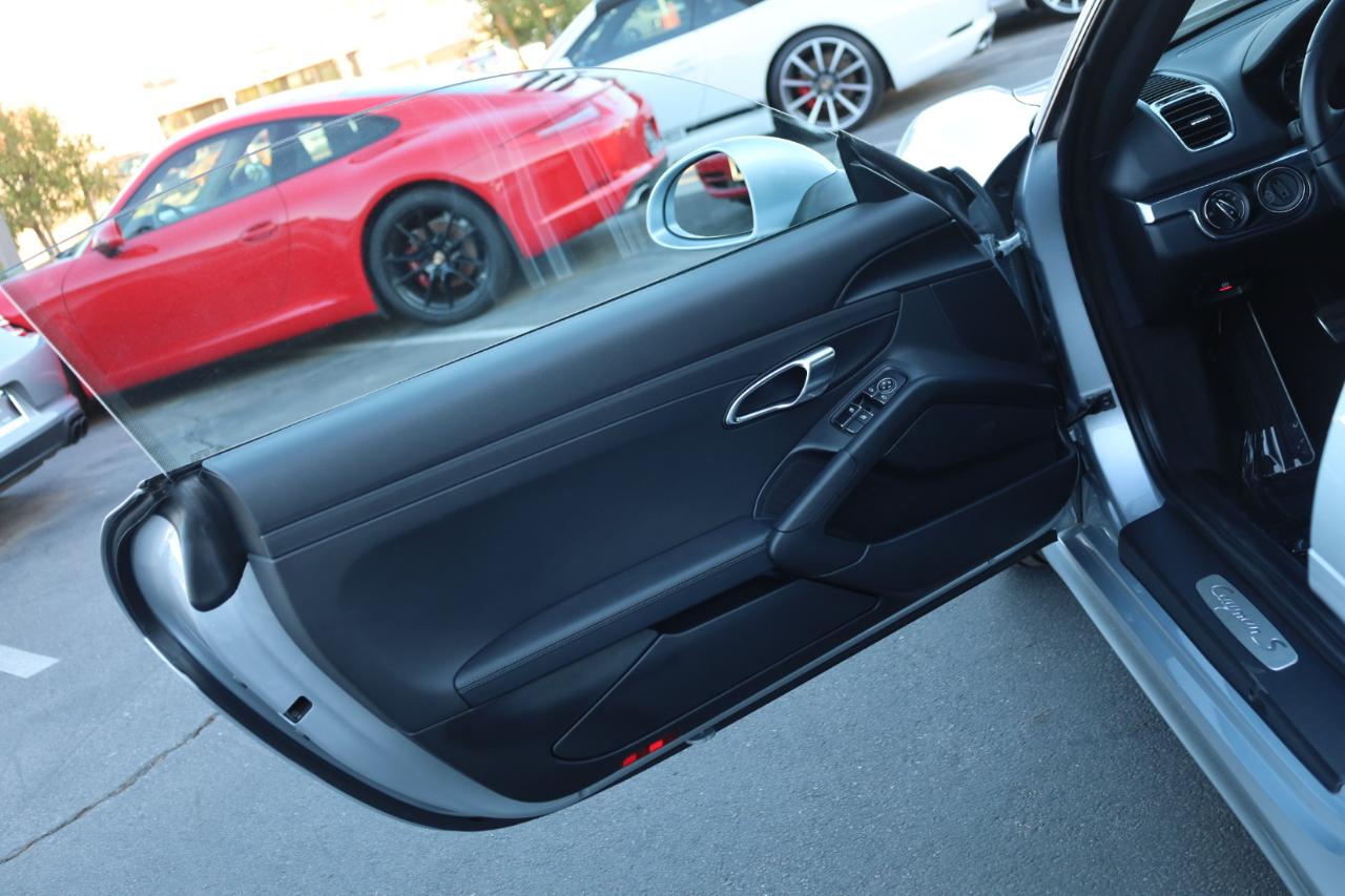 Porsche Cayman S 2014