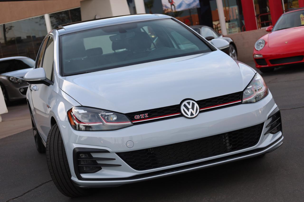Volkswagen Golf GTI SE 2020