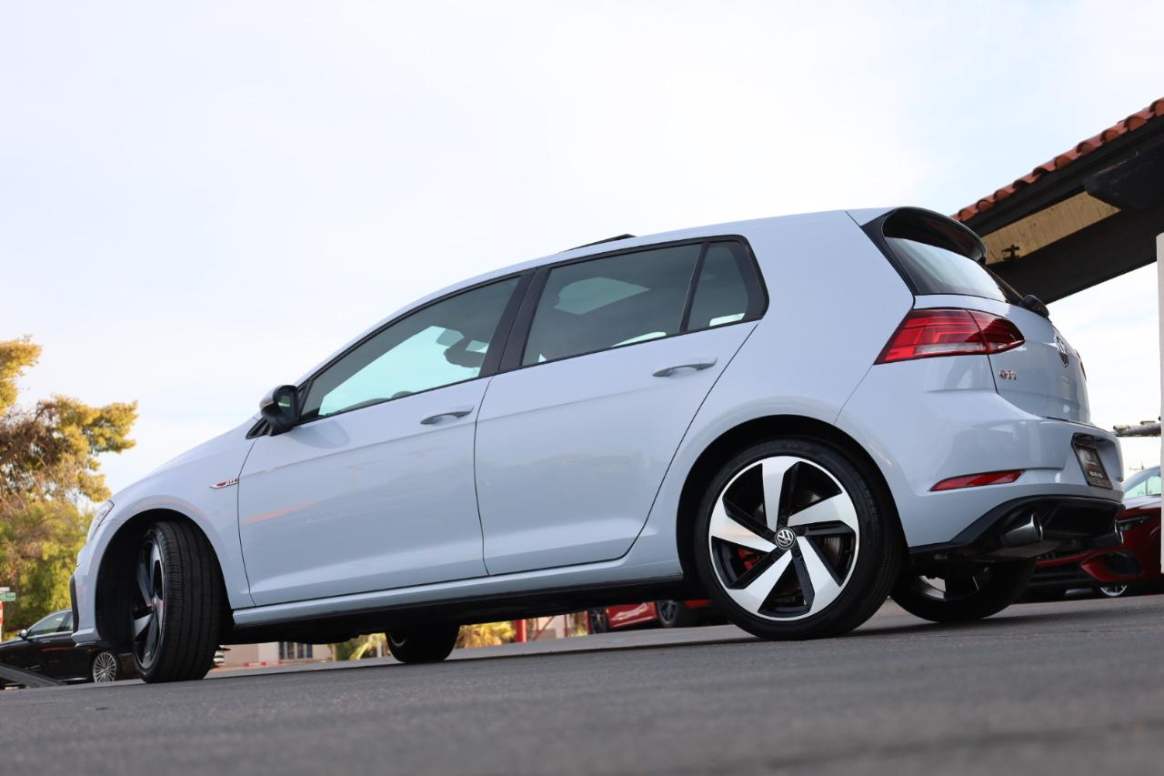 Volkswagen Golf GTI SE 2020