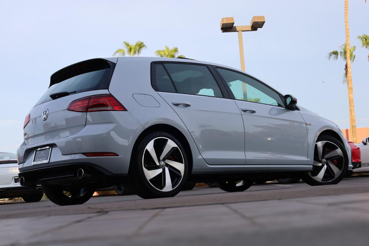 Volkswagen Golf GTI SE 2020