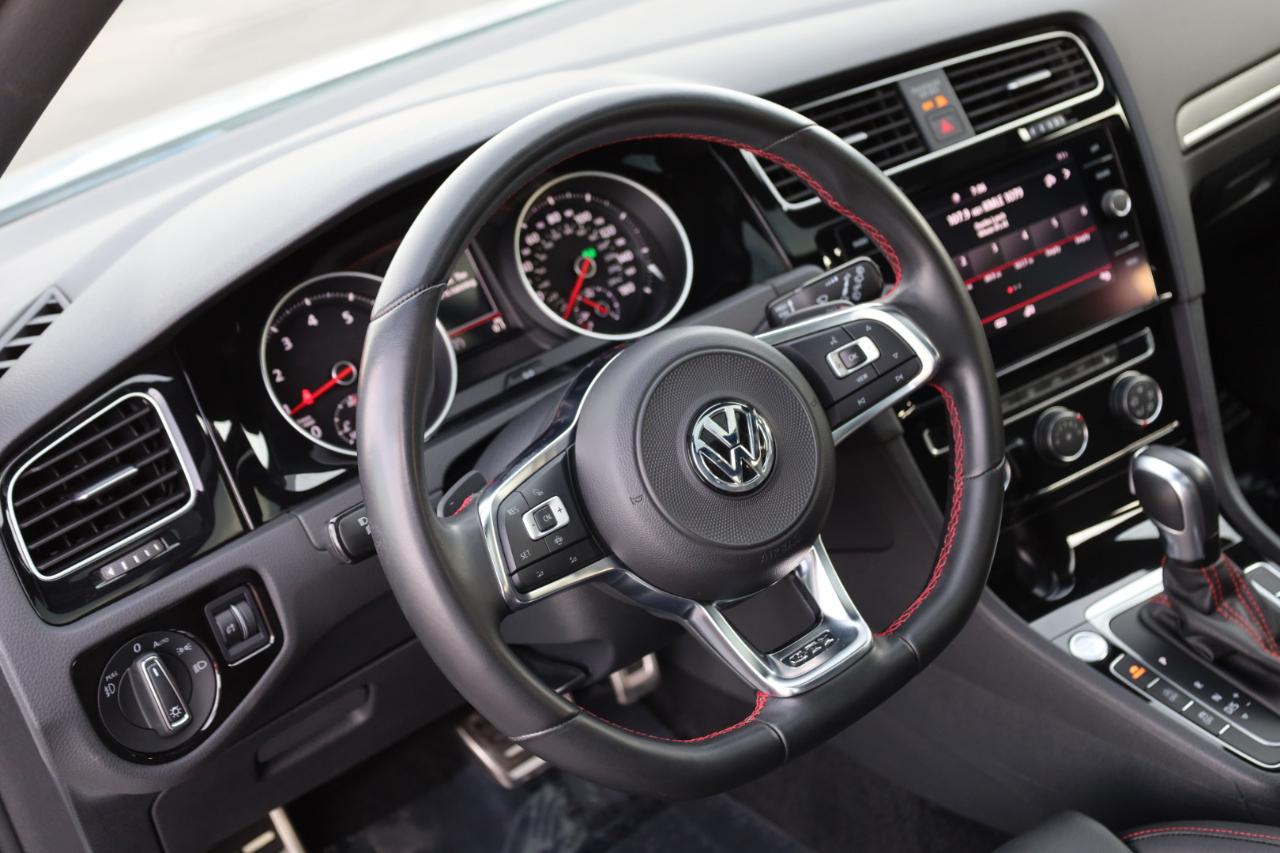 Volkswagen Golf GTI SE 2020