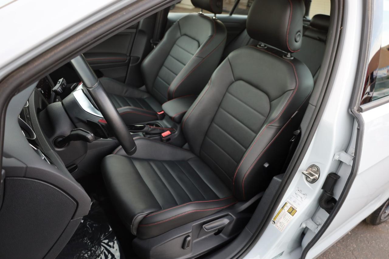Volkswagen Golf GTI SE 2020