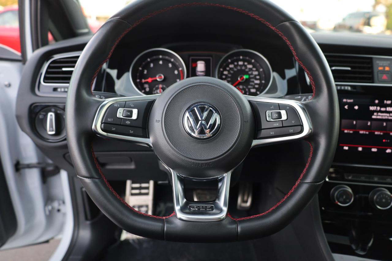 Volkswagen Golf GTI SE 2020