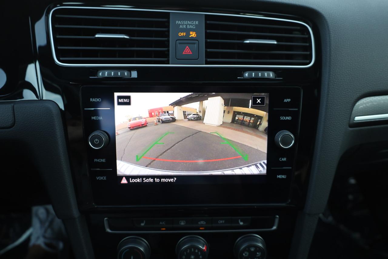 Volkswagen Golf GTI SE 2020