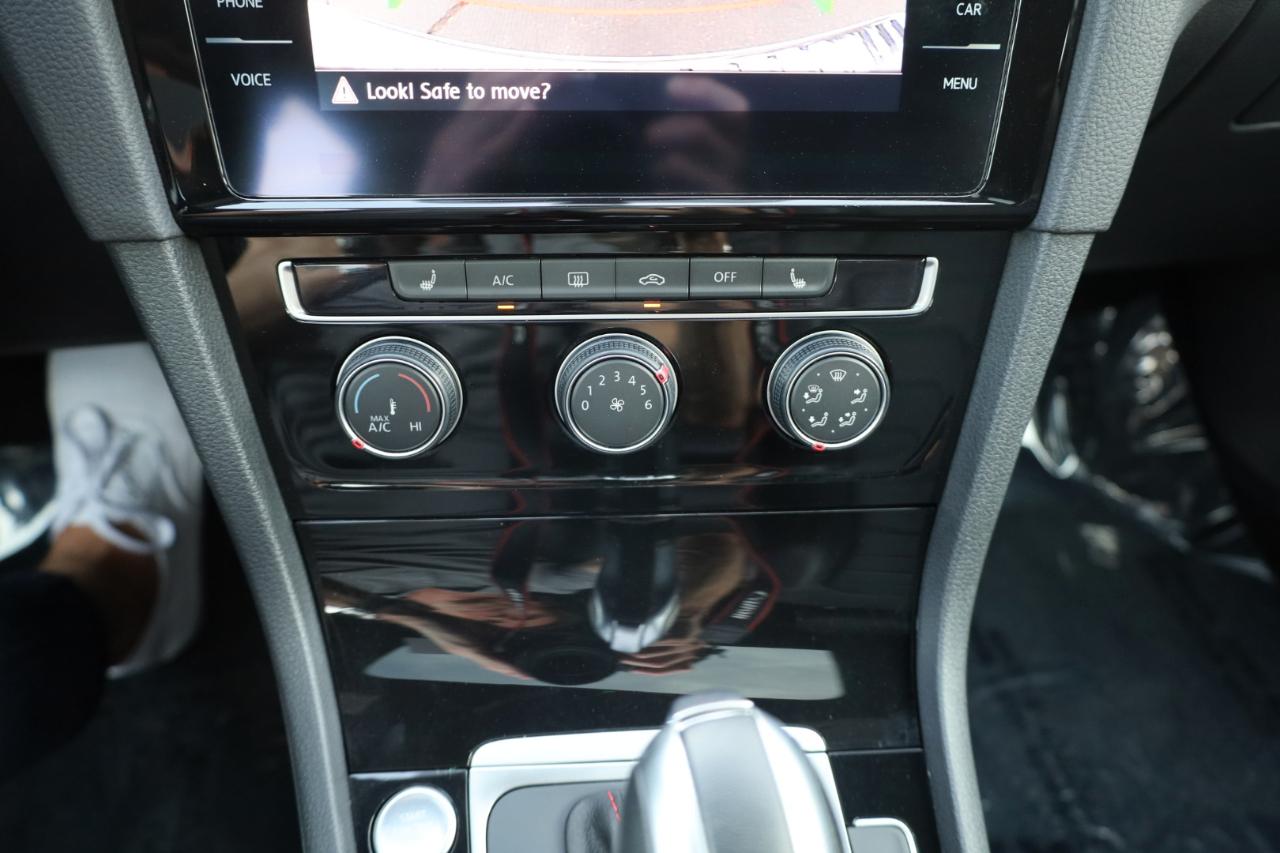 Volkswagen Golf GTI SE 2020