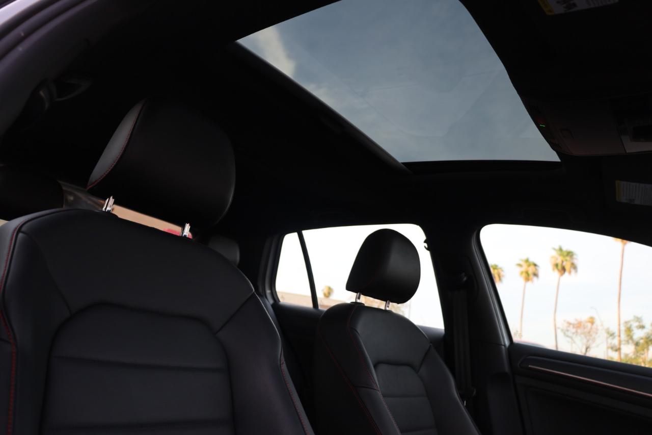 Volkswagen Golf GTI SE 2020