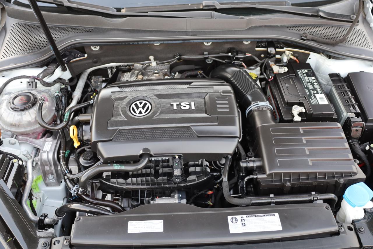 Volkswagen Golf GTI SE 2020