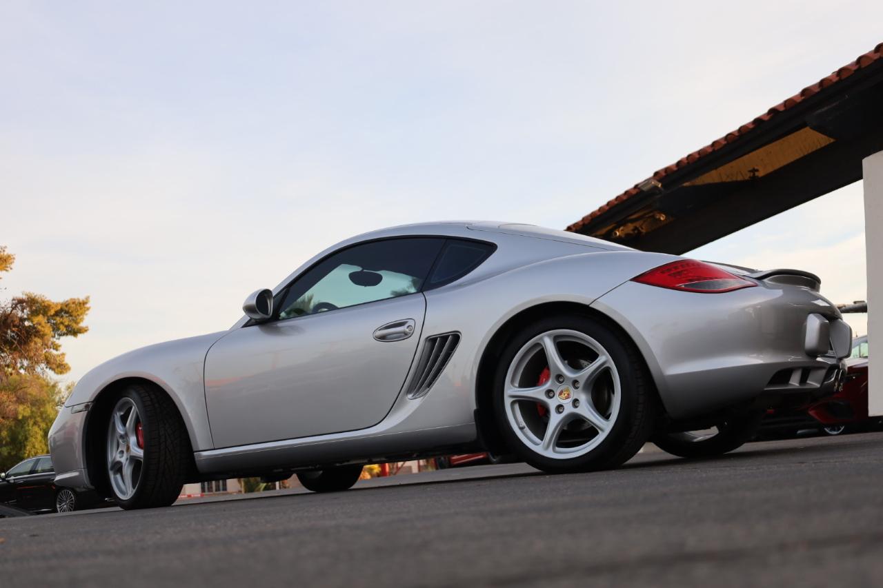 Porsche Cayman S 2010