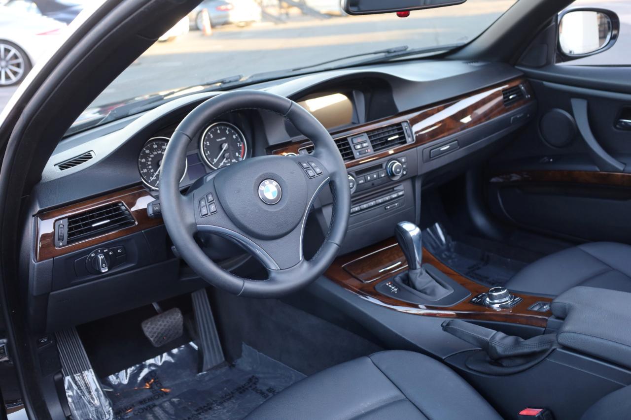 BMW 3-Series 328i Convertible 2013