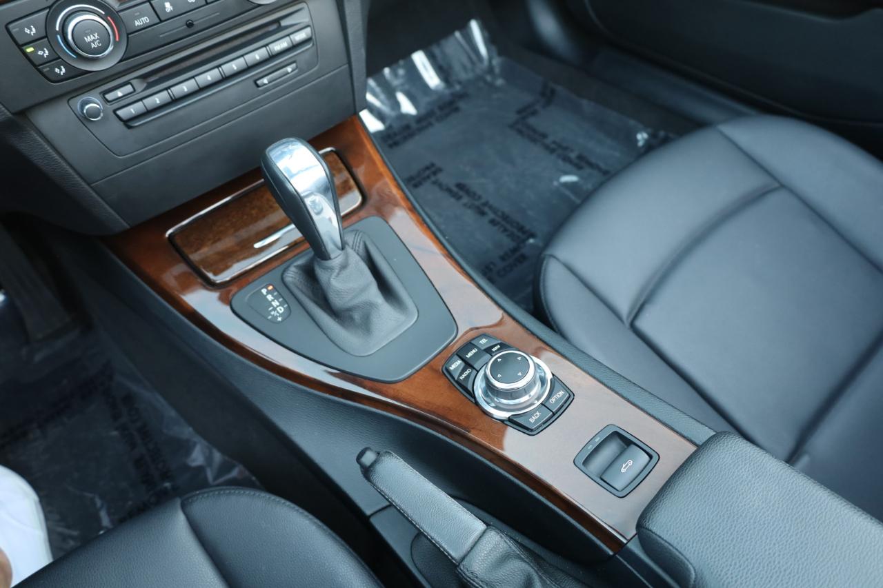 BMW 3-Series 328i Convertible 2013