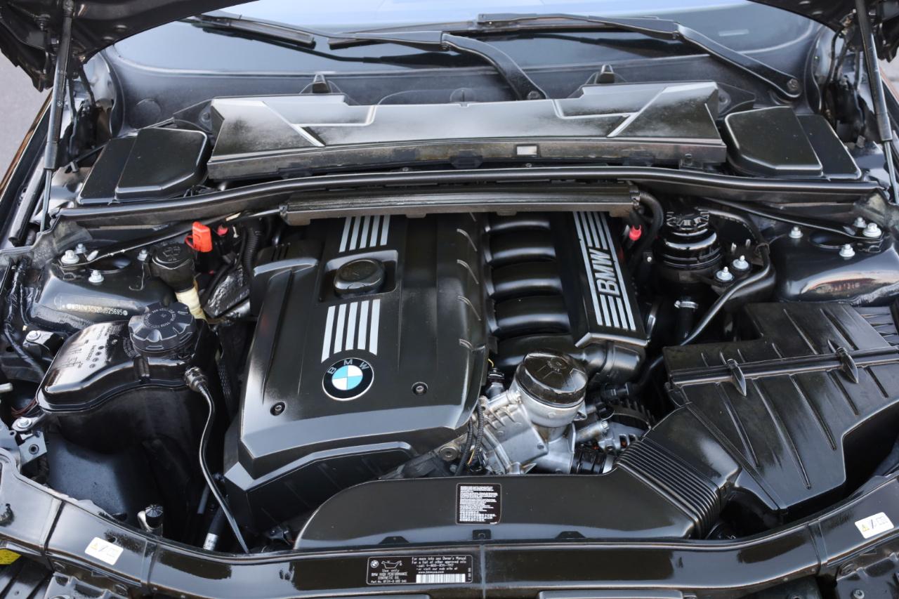 BMW 3-Series 328i Convertible 2013