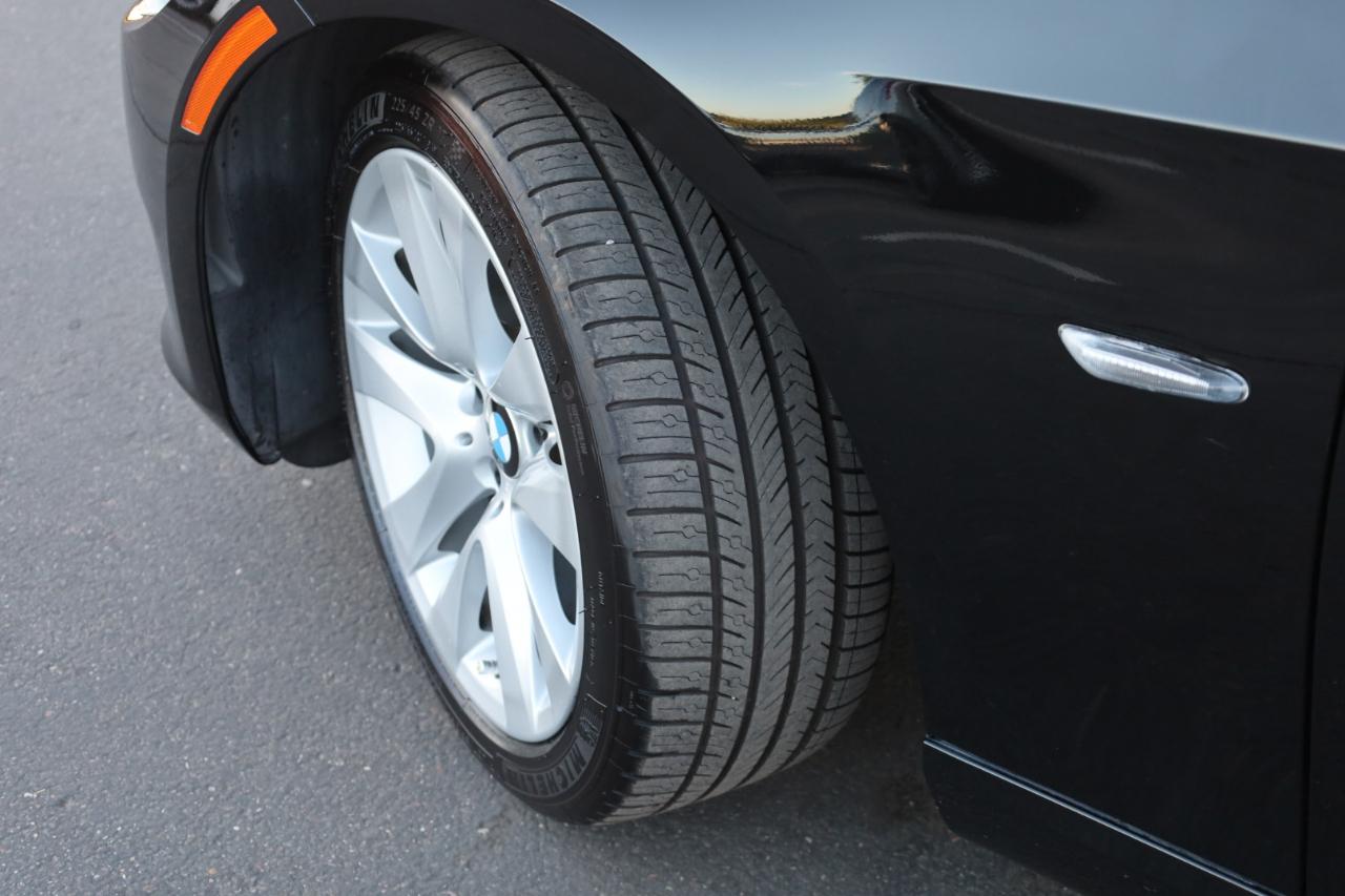 BMW 3-Series 328i Convertible 2013